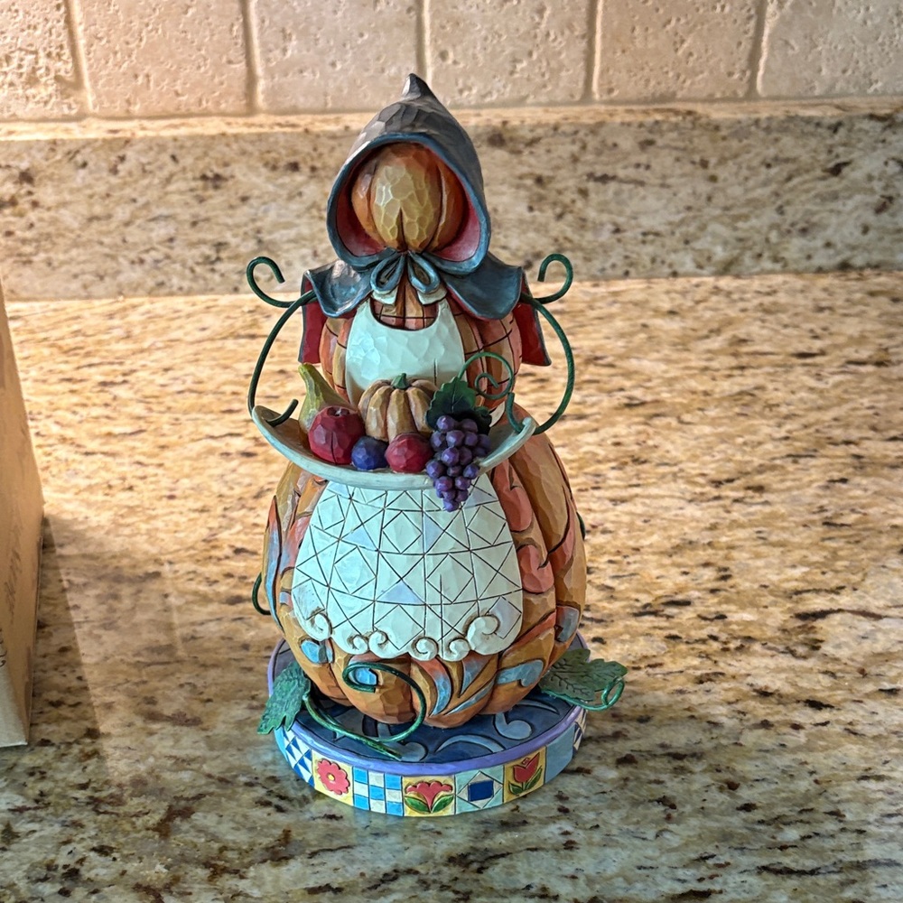 Jim Shore 'Feast On Goodness' Lady Pumpkin Pilgrim Figurine